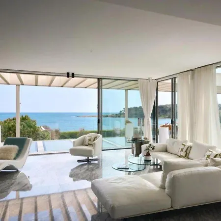 Villa 6 Bedrooms With A Heated Swimming Pool Antibes