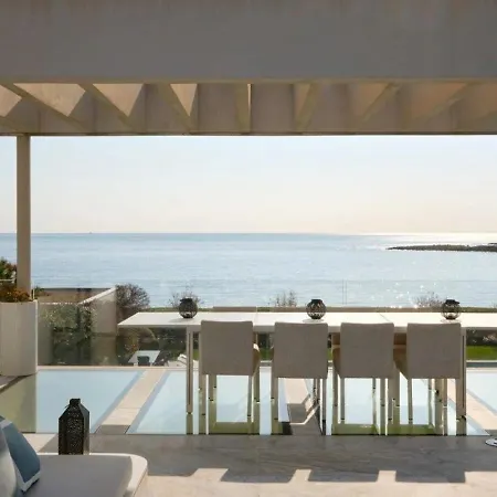 6 Bedrooms With A Heated Swimming Pool * Antibes